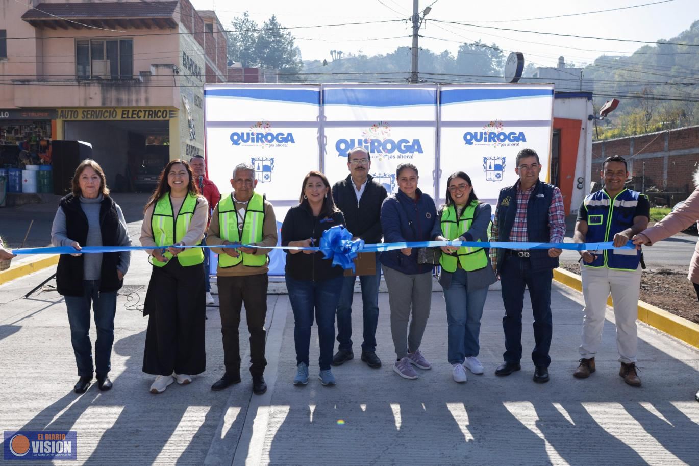 Alma Mireya González inaugura rehabilitación y pavimentación de calle en Quiroga