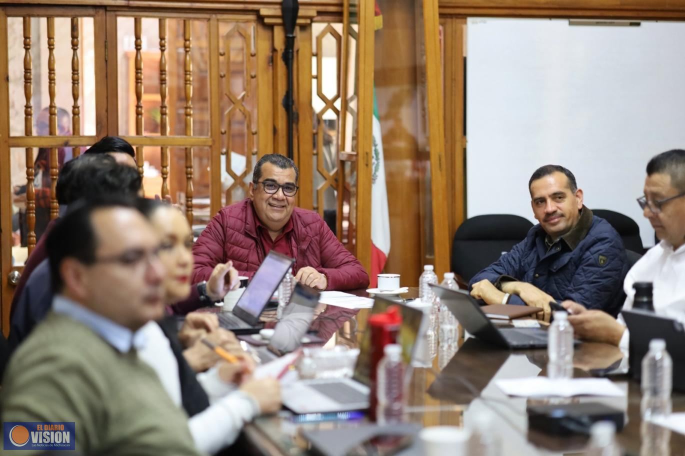 La vacunación, estrategia central para prevenir el sarampión en Michoacán: SSM