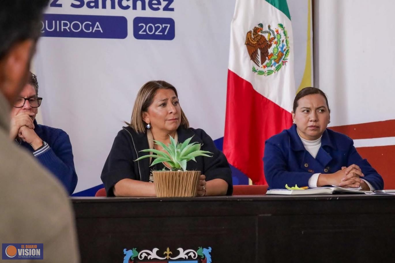 Alma Mireya González fortalece diálogo con autoridades y habitantes de San Andrés Tziróndaro