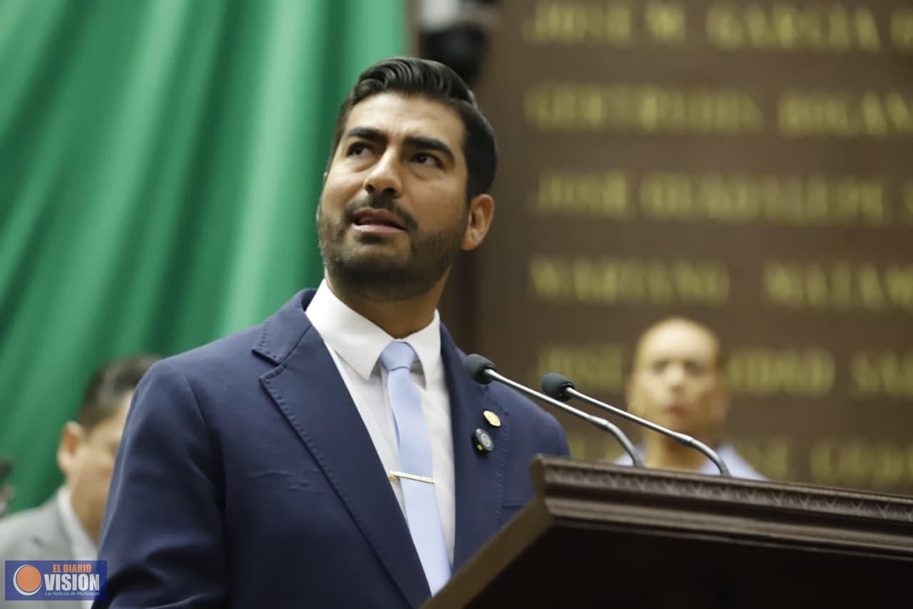 Alfonso Chávez defiende reforma que sanciona conductas violentas de operadores del transporte 