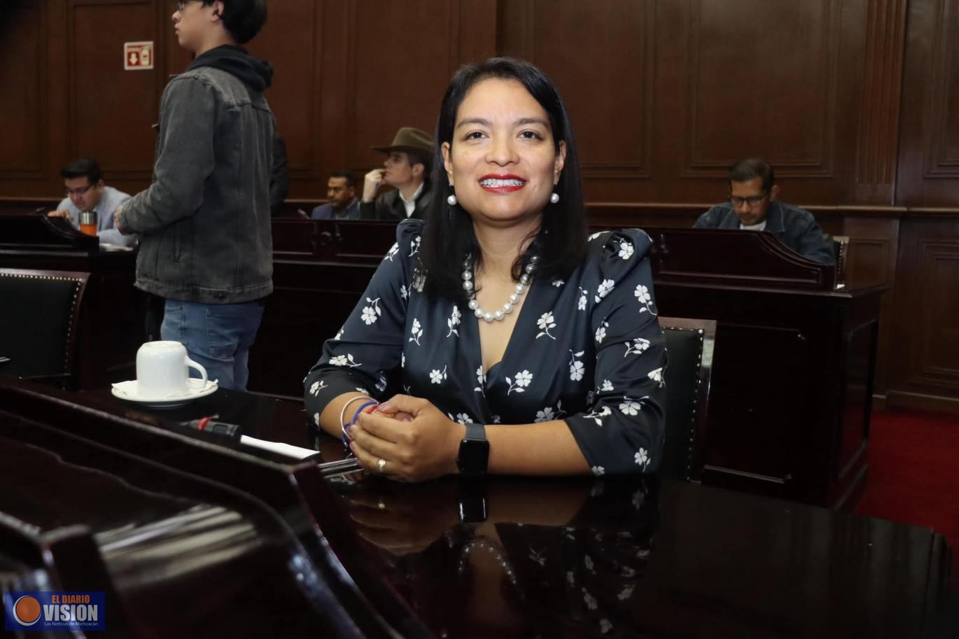 Erendira Isauro celebra aprobación de reforma “no deuda” impulsada por el gobernador Bedolla