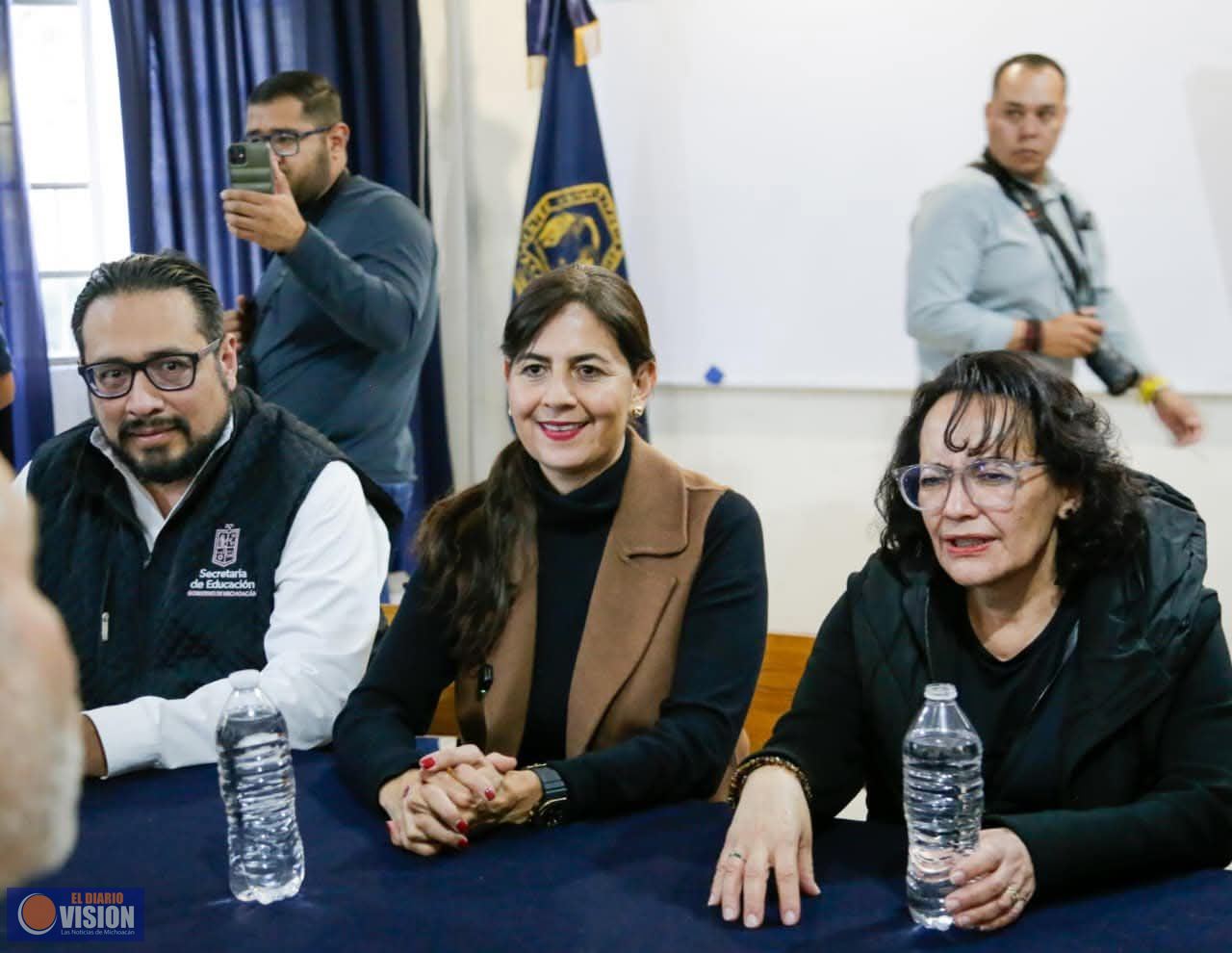 Más de 700 jóvenes a la Universidad Rosario Castellanos: Gabriela Molina