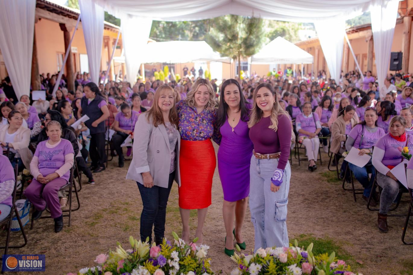 Más de 600 mujeres participan en el encuentro “Mujeres Unidas 8M” con Dayana Pérez Mendoza 