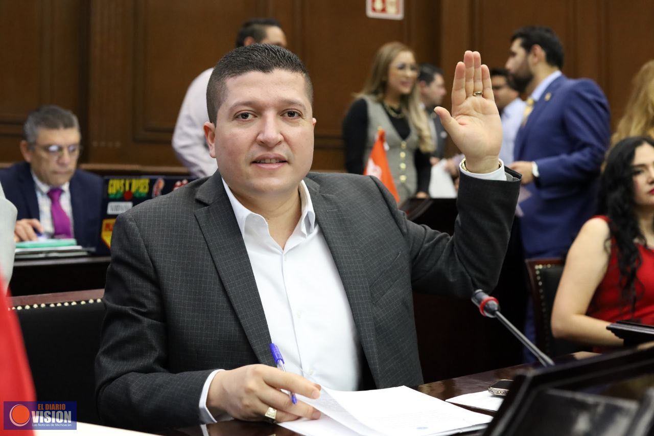 Busca Vicente Gómez aplicar perspectiva de género y prevención de violencias en ámbito educativo