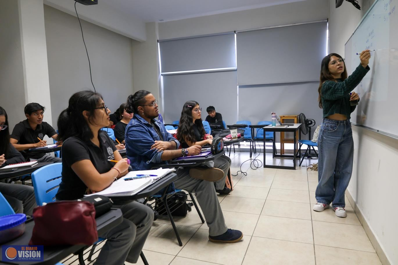 Estudia la Licenciatura en Trabajo Social en la Universidad Michoacana!