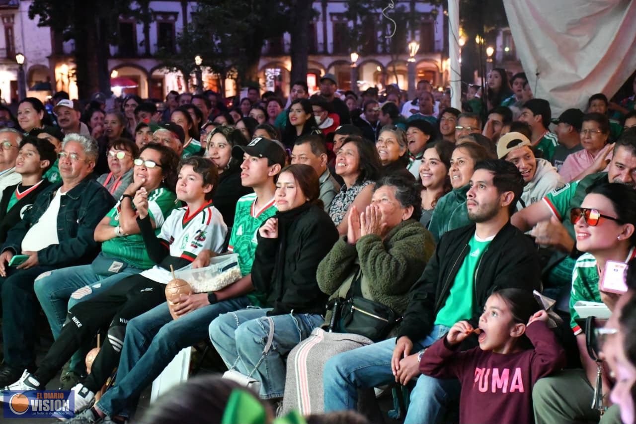 Pátzcuaro vibró con el Jalo Futbolero y celebró el triunfo de México en la justa mundialista