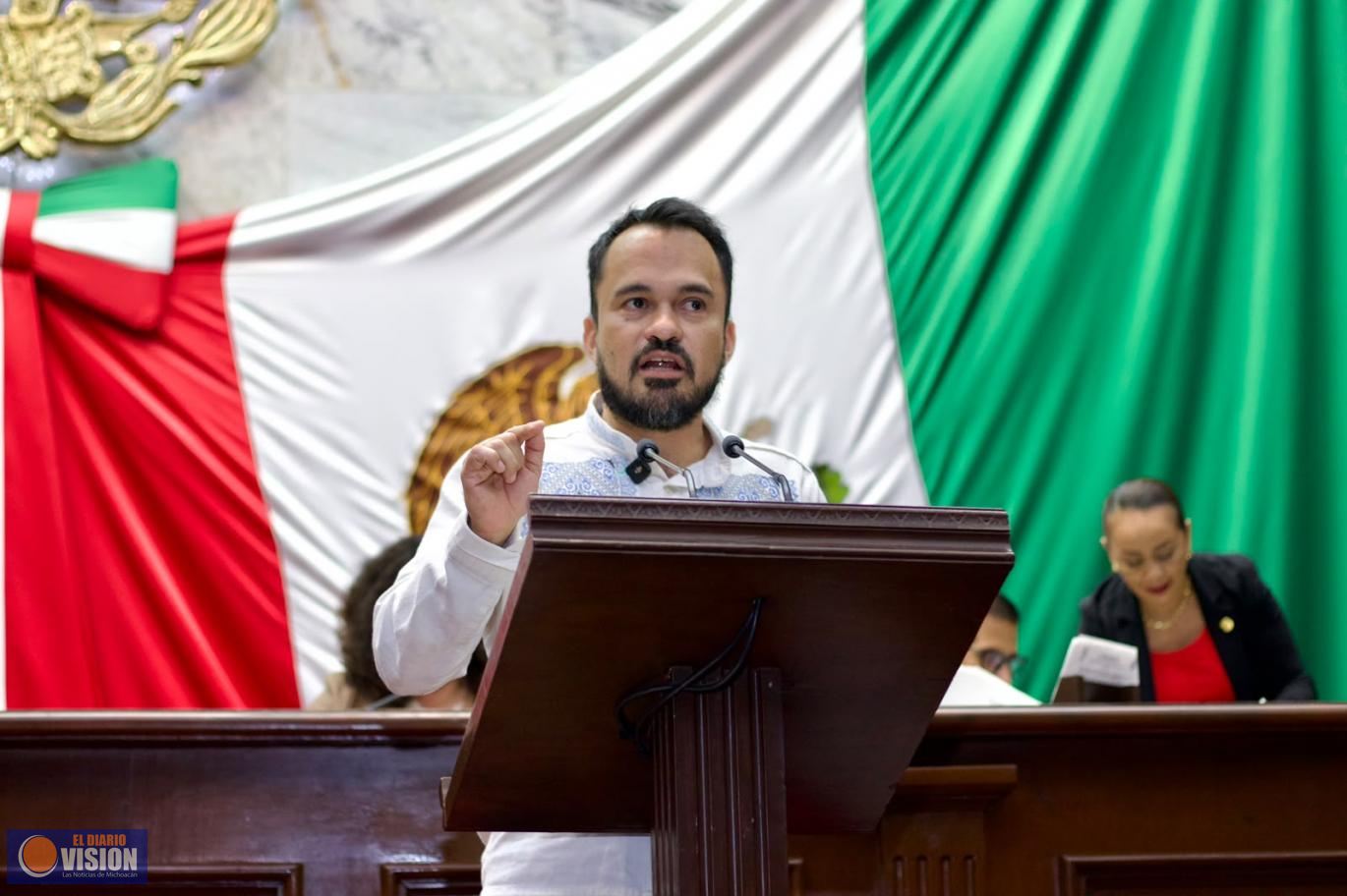 Hugo Rangel celebra que el acceso a internet sea un derecho constitucional en Michoacán