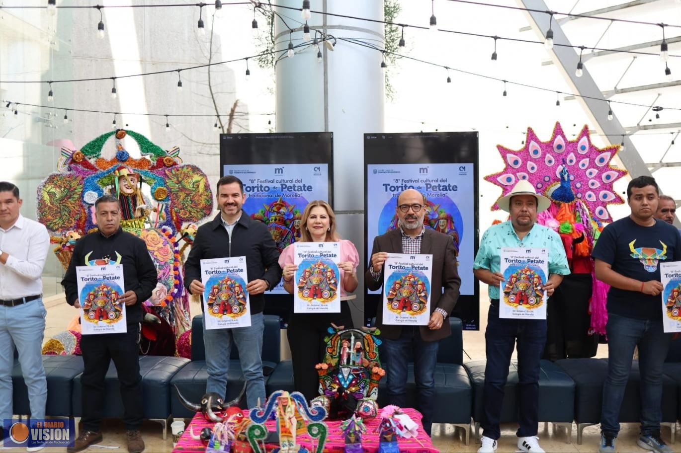 Morelia preserva sus tradiciones con el 8° Festival Cultural del Torito de Petate