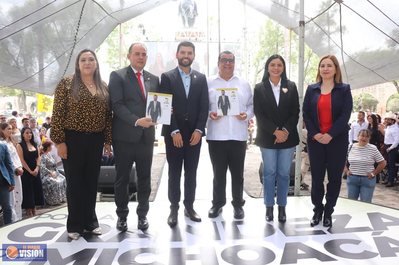 Octavio Ocampo presenta su Segundo Informe Legislativo