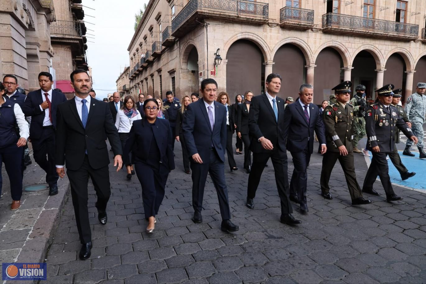 Alfonso Martínez encabeza recorrido en Bando Solemne por natalicio de José María Morelos y Pavón
