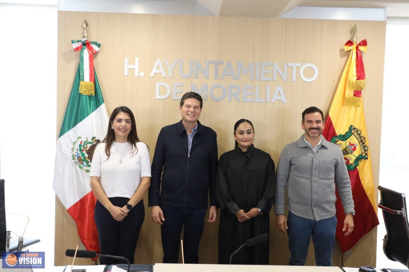 Alfonso Martínez toma protesta a Cecilia Escudero como nueva Jueza Municipal