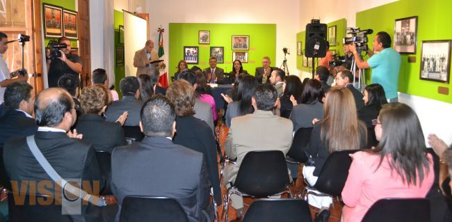 Inicia concurso regional universitario de juicios orales