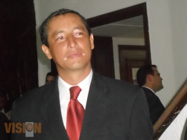 Trato ecuánime y cordial con las  Organizaciones: Pérez Gallardo