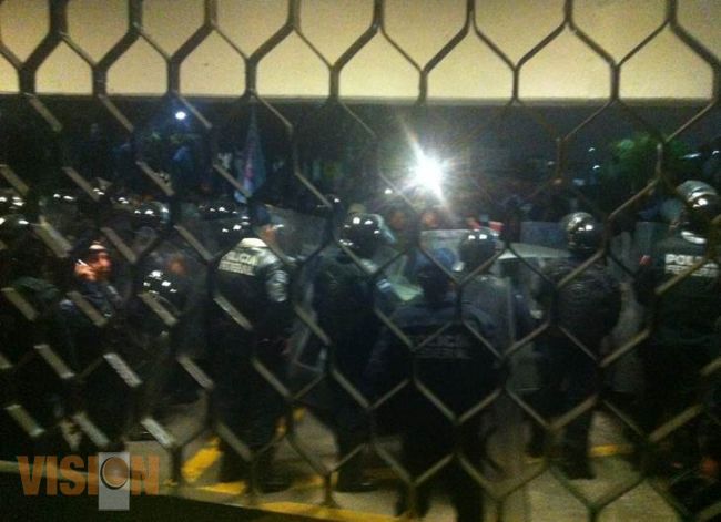 ¿Prohibir o limitar las manifestaciones?