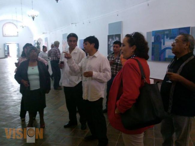 Inauguran en Ex Convento de Tiripetio exposición de Juan Vázquez Salazar