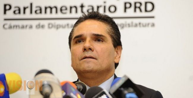 La actividad portuaria debe beneficiar a sus habitantes: Silvano Aureoles