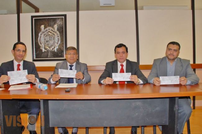 Recibe UMSNH 895 mil pesos para becas de movilidad estudiantil y de profesores investigadores.