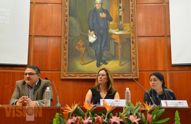 Analizan ley para prevenir violencia hacia la mujer en Foro Estatal de Igualdad de Género