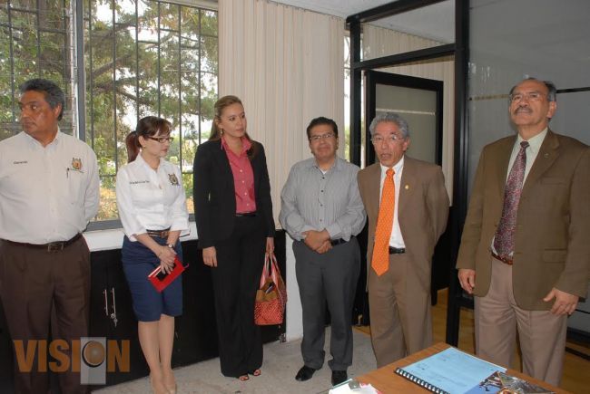 Nombra el Rector Salvador Jara Guerrero a Yarabi Ávila González como contralora de la UMSNH.