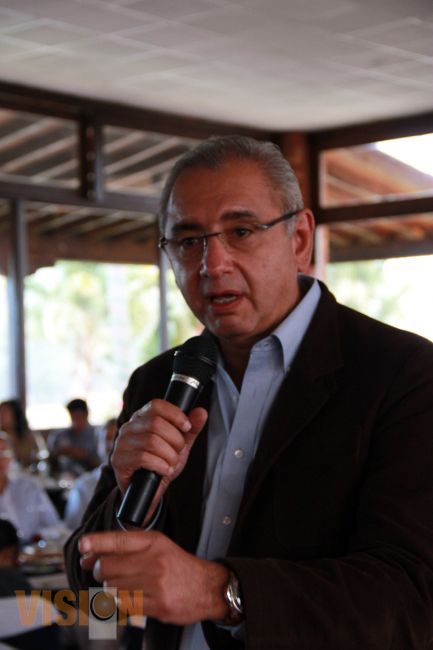 Cierre de negocios y alza en productos, por malas políticas económicas: Vega Casillas