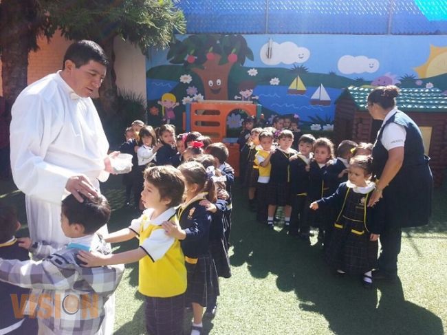 Imponen ceniza en el Jardín de Niños, El Solecito 