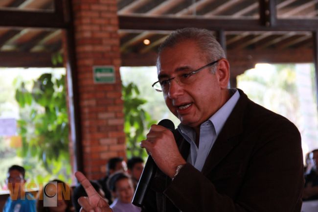 Urge legislar sobre marchas y plantones: Vega Casillas