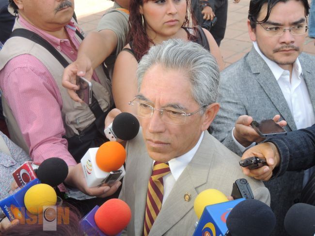El Rector de la UMSNH, anticipa fin de la Huelga este dia.