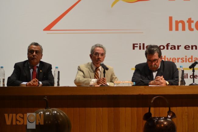 Plantea Salvador Jara convertir desacuerdos en fortalezas y diferencias en fuentes de aprendizaje.