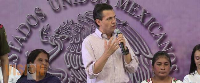 El Presidente Enrique Peña Nieto este martes de gira por Michoacán