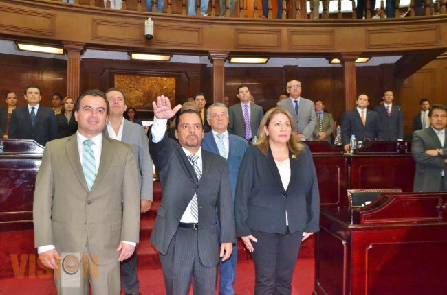 Ratifica Congreso de Michoacán a Armando Pérez Gálvez como magistrado del STJE.