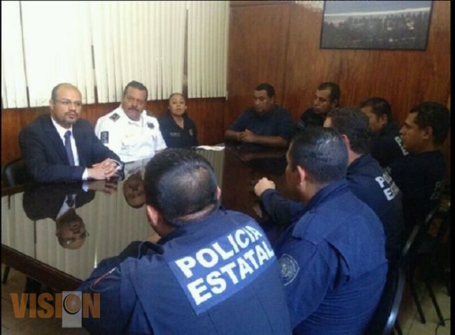 Enfrentamiento entre normalistas y conductor suman doce lesionados