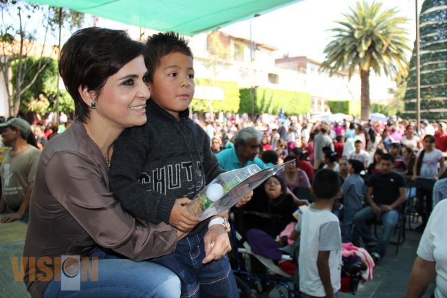Prepara DIF municipal, atractivo programa para festejar a los reyes del hogar 