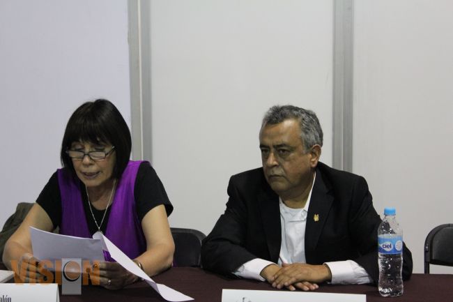 Presenta director del Instituto de Investigaciones Filosóficas, el libro “La Filosofía del Quiasmo”