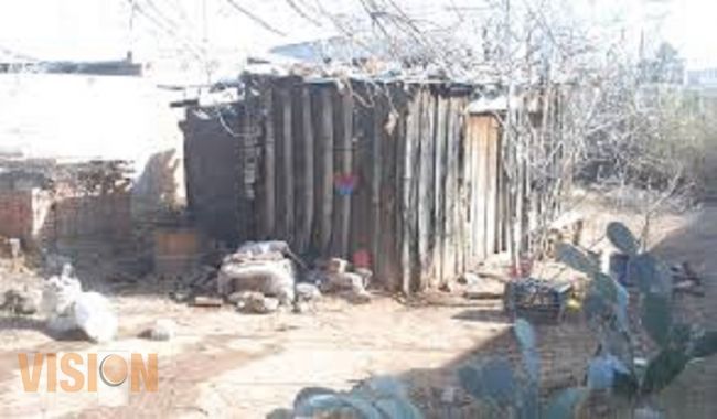 Rescatan a siete niños de un jacal, en una barranca