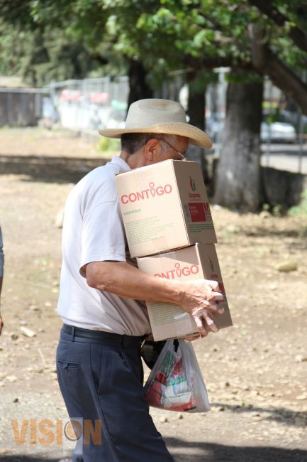 Anuncian calendario de entrega de despensas familiares