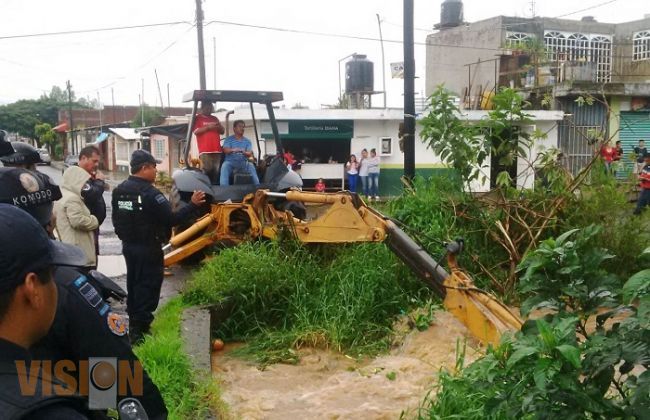 Implementa SSP operativos de apoyo en el municipio de Cotija tras desbordamiento de río