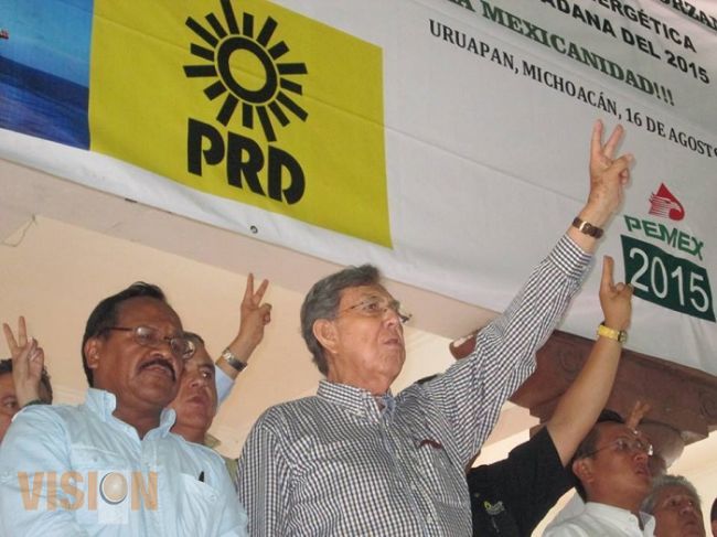 Escenarios, la política michoacana  