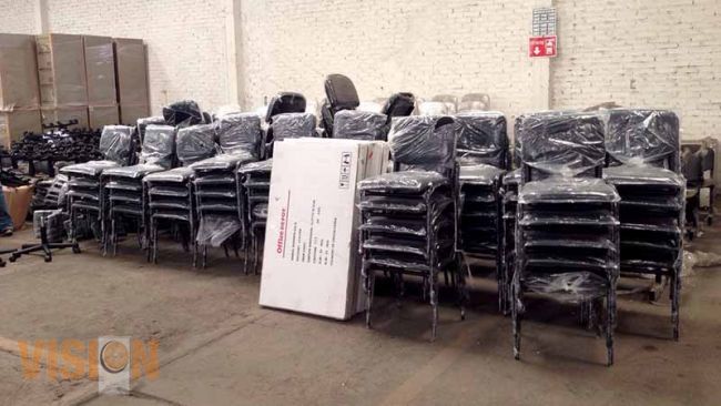 Se entrega mobiliario a instituciones operadoras del NSJP de las regiones Morelia y Zitácuaro.