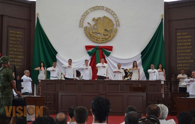 Recibe Poder Judicial estafeta para conmemorar bicentenario de Primer Supremo Tribunal de Justicia.