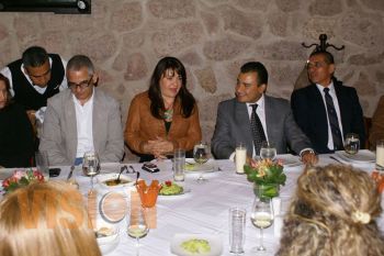 Se reúne Fidel Calderón con mujeres emprendedoras