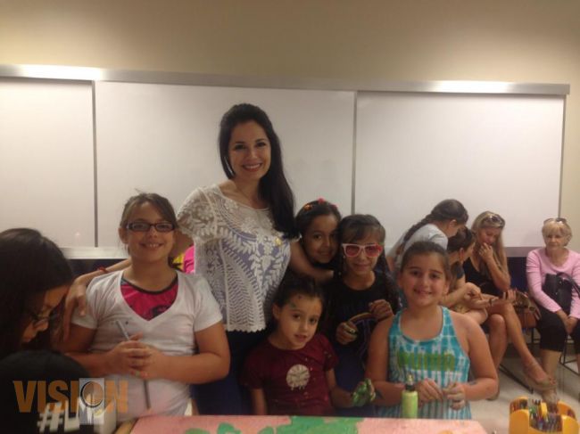 Imparte curso de mandalas Silvia Rosales a niños de esta ciudad