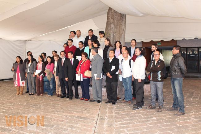 CONACYT entrega cátedras a 32 jóvenes para el desarrollo de Michoacán.