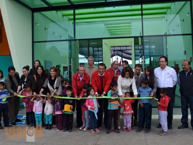 Lázaro Medina inaugura el Centro de Atención al Sector Vulnerable Infantil “voluntad”.