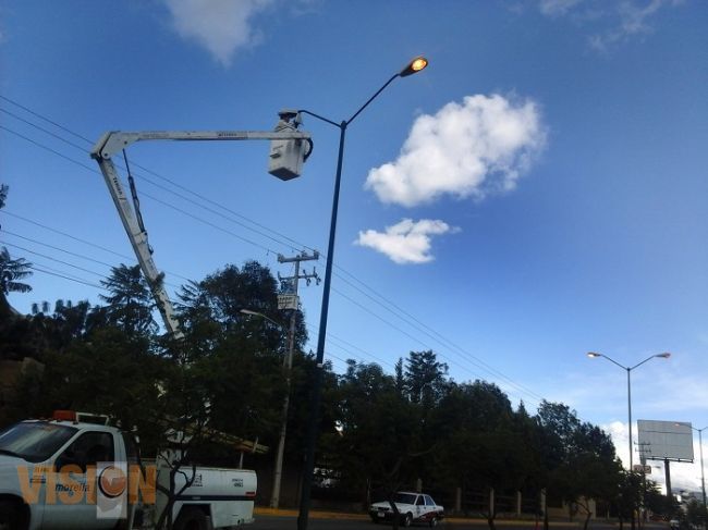 Ayuntamiento de Morelia fortaleció en 2014 el sistema de alumbrado público