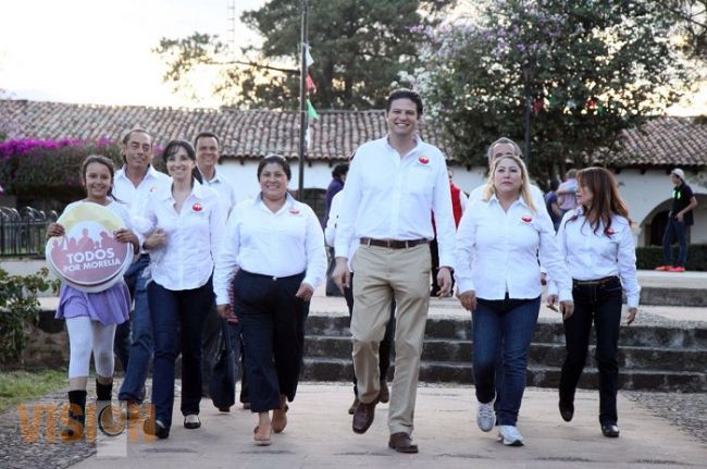 Recorre Alfonso Martínez calles de Tiripetío