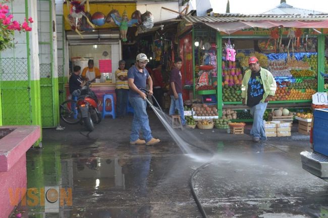 Limpieza de mercados refuerza acciones por un Morelia con mejores servicios