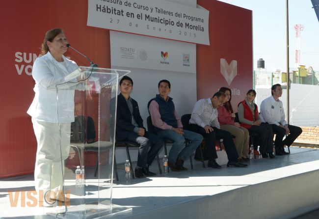 Clausuran cursos y talleres del programa Hábitat 2014.