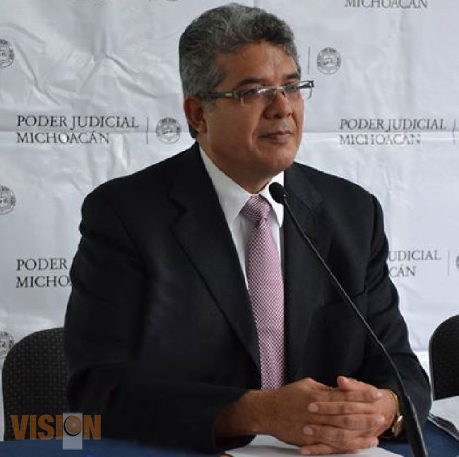 Se  reúne Magaña de la Mora con presidente de la Suprema Corte de Justicia de la Nación.