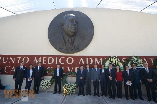 Conmemoran el XXV Aniversario de Carlos Gálvez Betancourt.