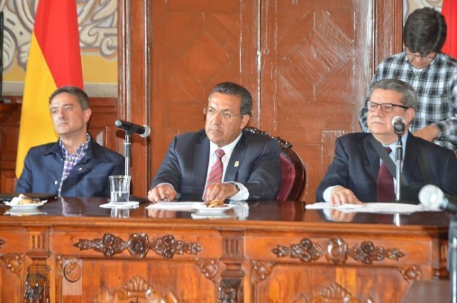 Presenta Wilfrido Lázaro su licencia ante Cabildo, buscará una diputación 